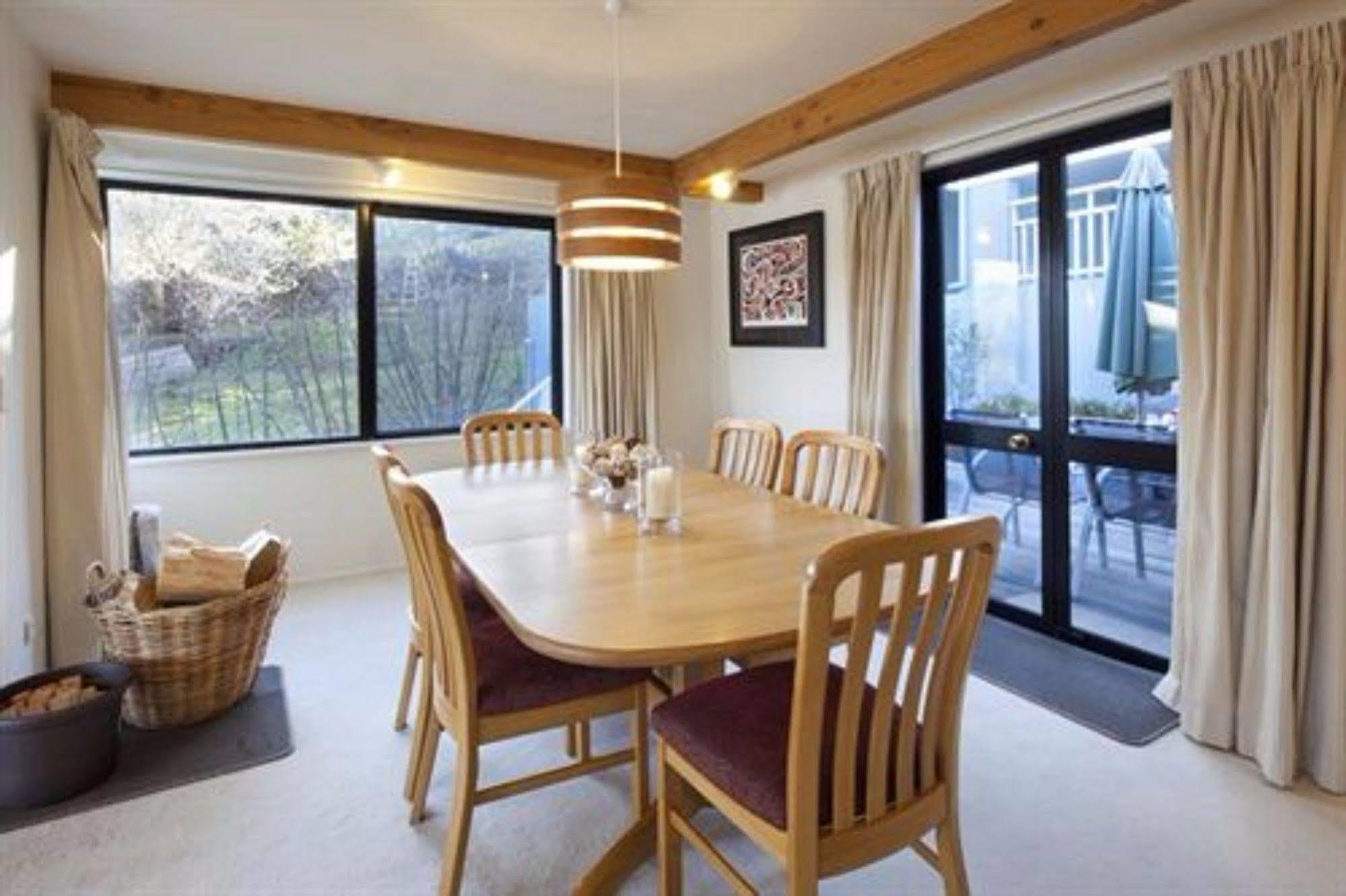 apartamentos @ Spinnaker Bay Queenstown Exterior foto